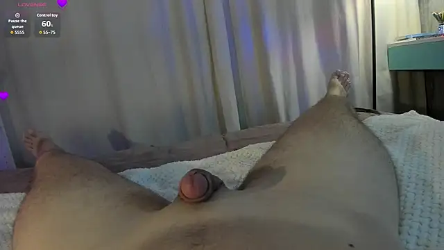 flora_off live sex cam