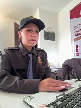 Emily-7_ live sex cam