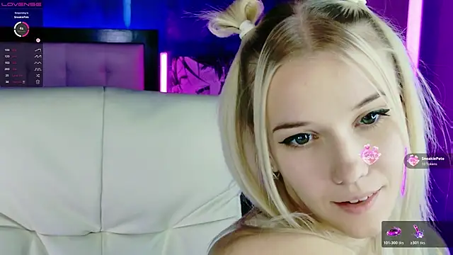 NaomiHita live sex cam