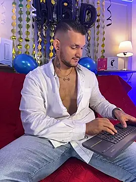Marco_Vega live sex cam