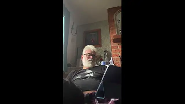 LeatherSdaddy live sex cam