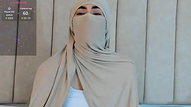 _Zahiira_ live sex cam