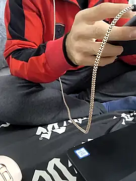 yazin19 live sex cam