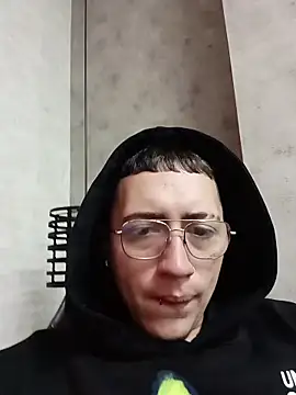 Juliandr188 live sex cam