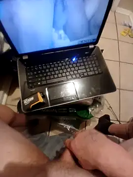 Buddy_Cuck live sex cam