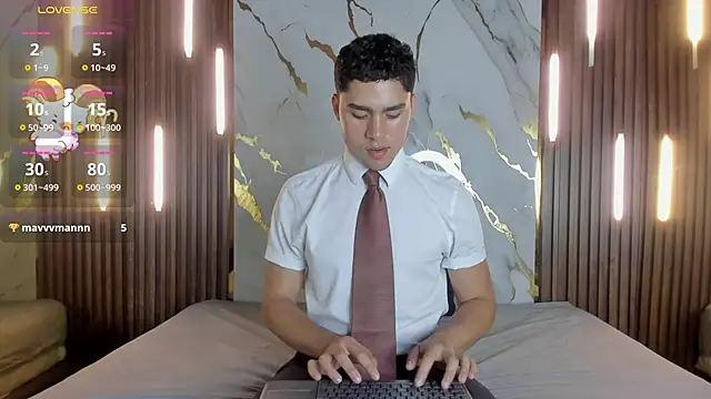 LiamNovak live sex cam