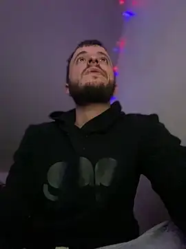 Grek32X live sex cam