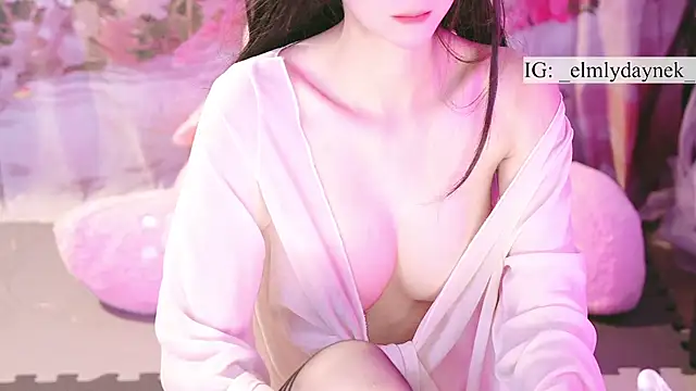 Anytoly live sex cam