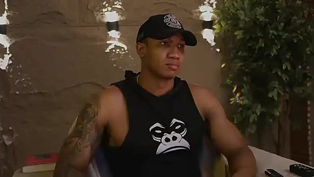 Logan_Varela live sex cam