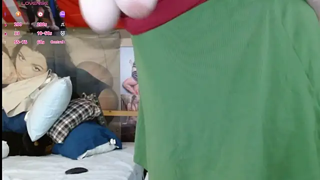 cosmicjones live sex cam