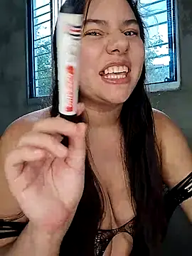 ariana_d20 live sex cam