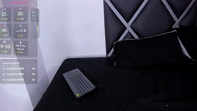 Nicole2507 live sex cam