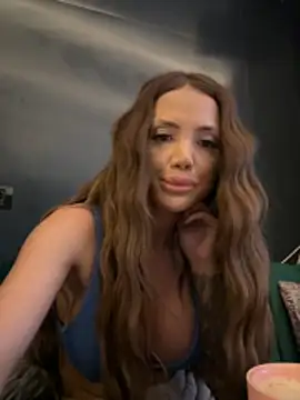 NicollleDiamondd live sex cam