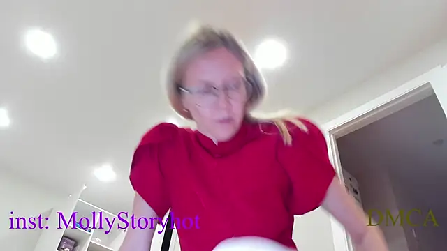 MollyStory live sex cam