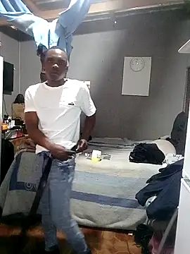 BigGamecharger live sex cam