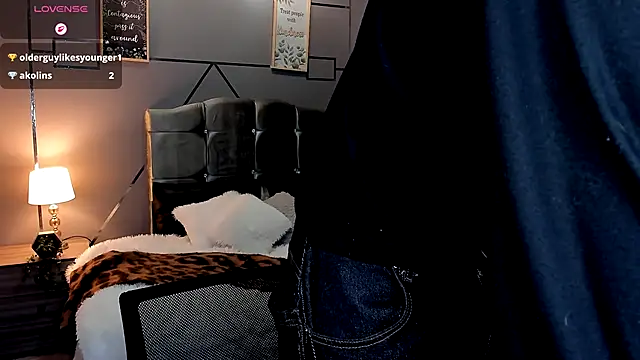 Christopher_77 live sex cam