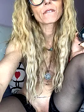 harleyejoker1 live sex cam