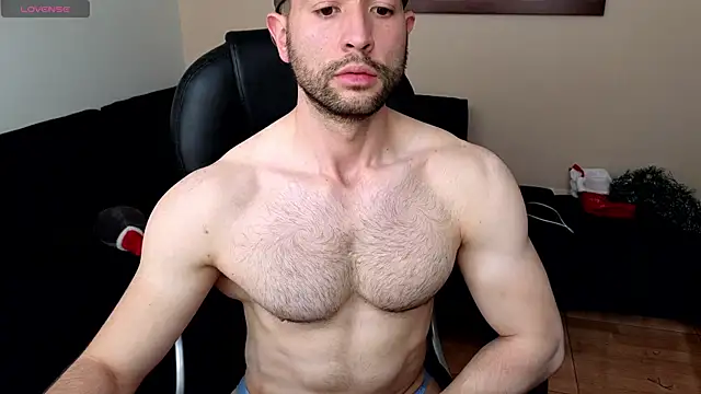 hairyncuteass live sex cam