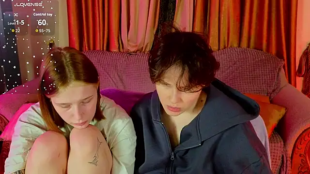 Girls_Fingers live sex cam