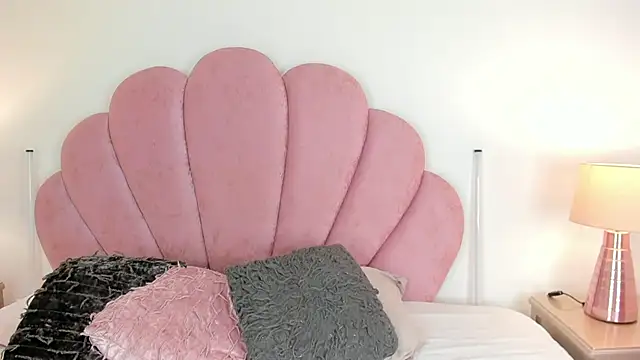Nicole_Paradise live sex cam