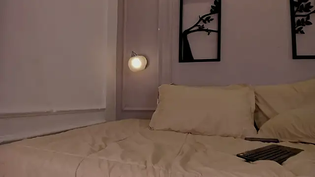 ale_cam live sex cam