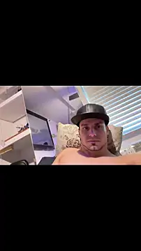 hot_shot_13 live sex cam