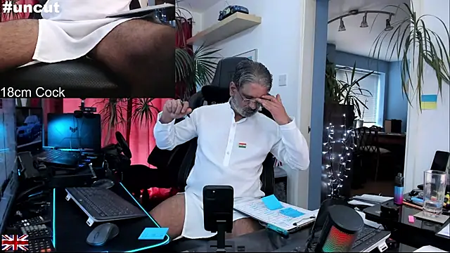 OnlineBossUK live sex cam