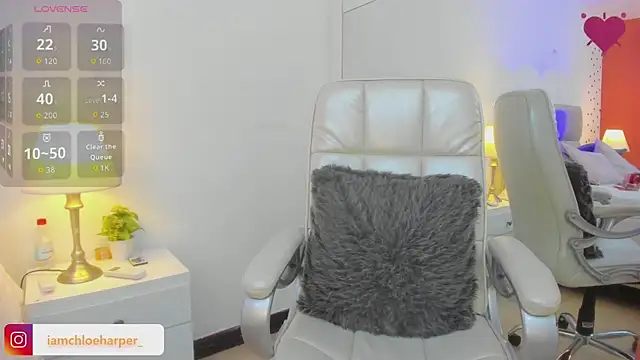 ChloeHarper_ live sex cam