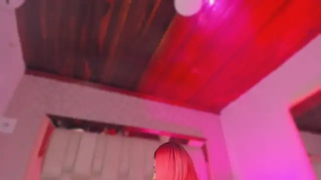 Emmily_Savage live sex cam