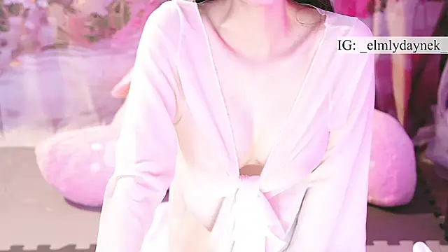 Anytoly live sex cam