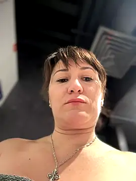 ZhenjaPoledance live sex cam