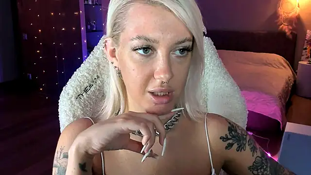 tykioty_Miley live sex cam