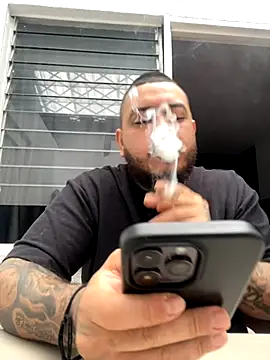 El_Titan1998 live sex cam