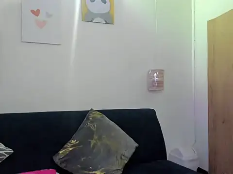 latiin_boy21 live sex cam