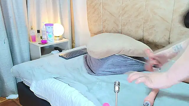 Zoe_Curvy live sex cam