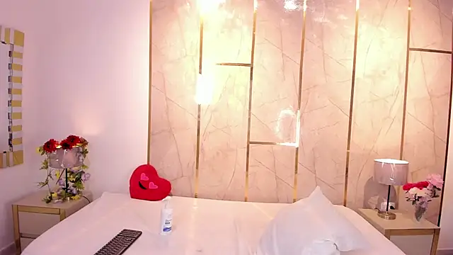 TylerBloom live sex cam