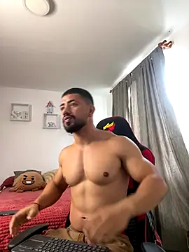 Ezzio_Scolaro live sex cam