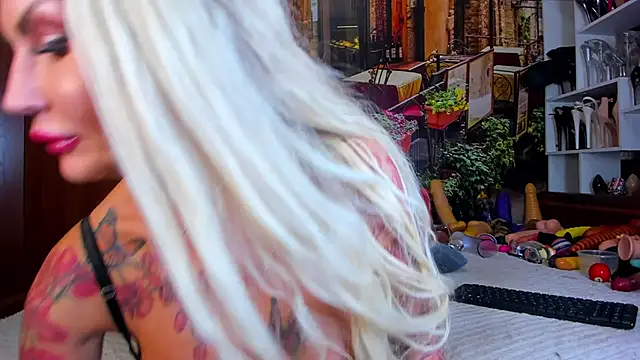 NikkaHOTx live sex cam