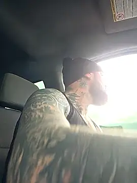 Beardedtattood live sex cam