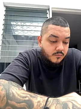 El_Titan1998 live sex cam