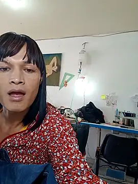 PaulinaLondra2 live sex cam