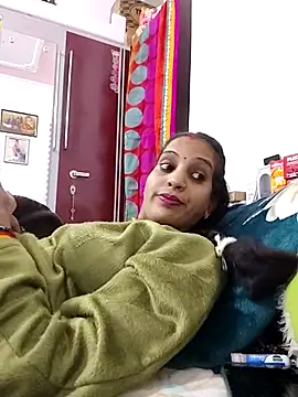 Hotty-Nidhi live sex cam