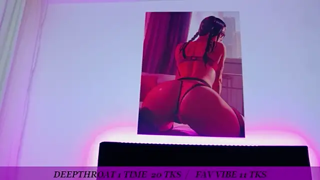 LexyXJames live sex cam