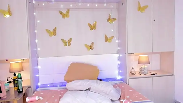 LilyWhitney live sex cam