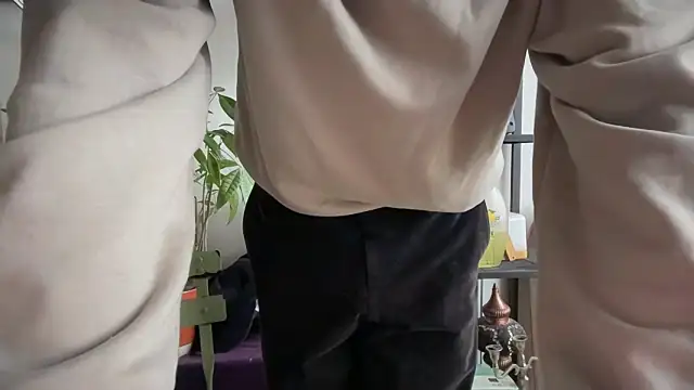 MikymikeBBWD live sex cam