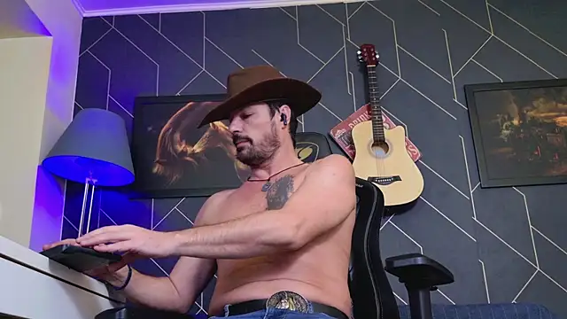 ChrisKox live sex cam