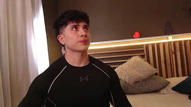 PaulEvens live sex cam