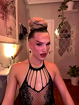 Crystal_________ live sex cam