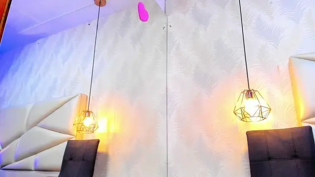 laurettedela_rouse live sex cam