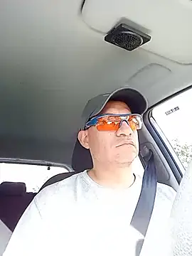 ChrisFloresP live sex cam